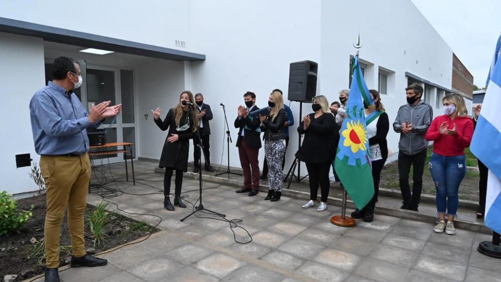 Agustina Vila inauguró el nuevo edificio de la Secundaria 2 de Rauch