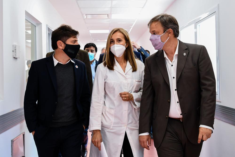 Kicillof recorrió las nuevas instalaciones del Hospital Oñativia