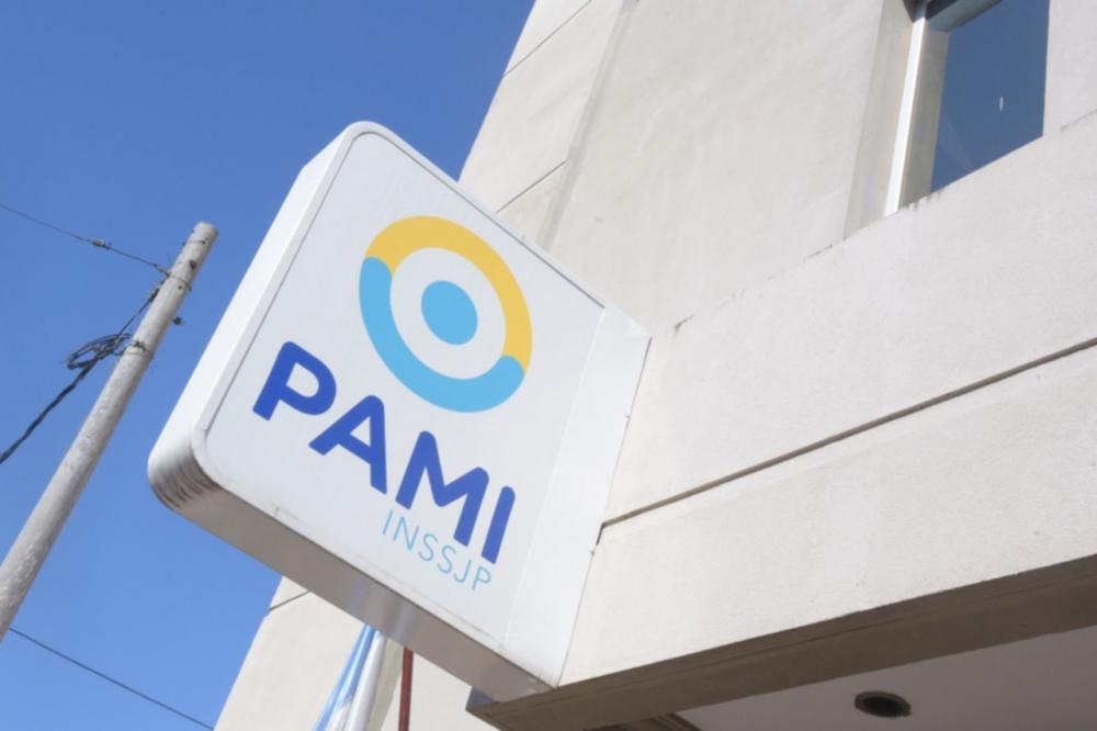 Aseguran que PAMI planea suspender los hisopados domiciliarios a sus afiliados