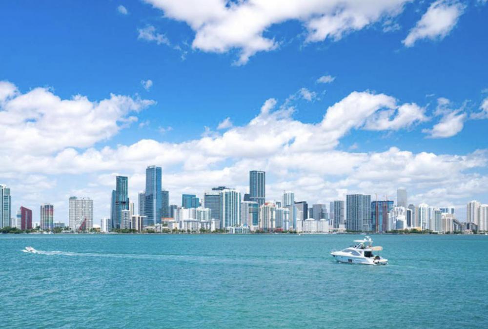 ¿Está pensando en mudarse a Miami?:  Escuche primero a este experto en bienes raíces