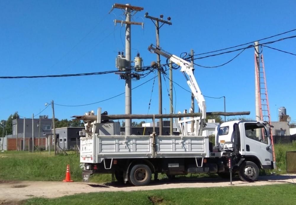 Edelap realizó obras de mejora en las redes eléctricas de Los Hornos