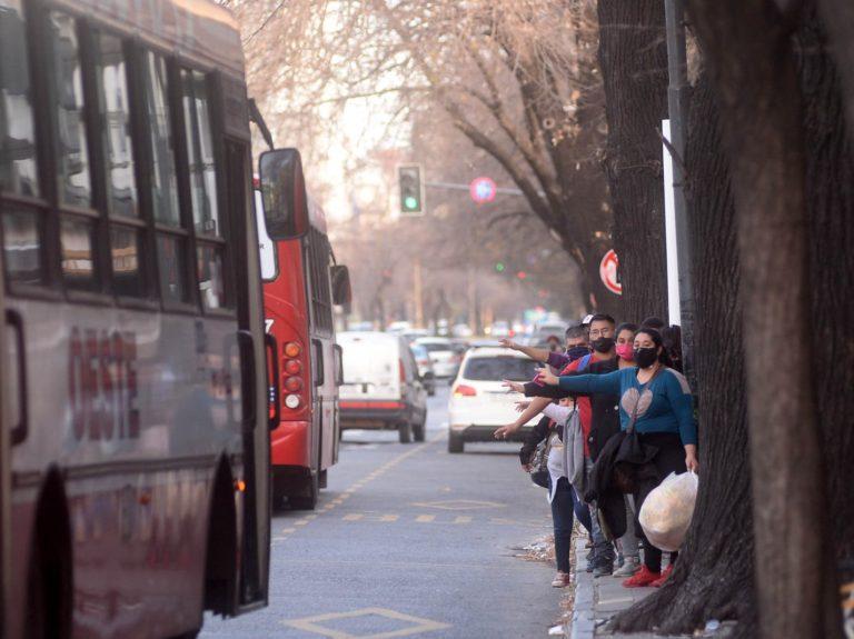 El transporte público será gratuito para trabajadores del Censo 2022