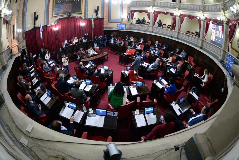 La Legislatura aprobó designaciones en el BAPRO, el Tribunal de Cuentas y la Defensoría del Pueblo