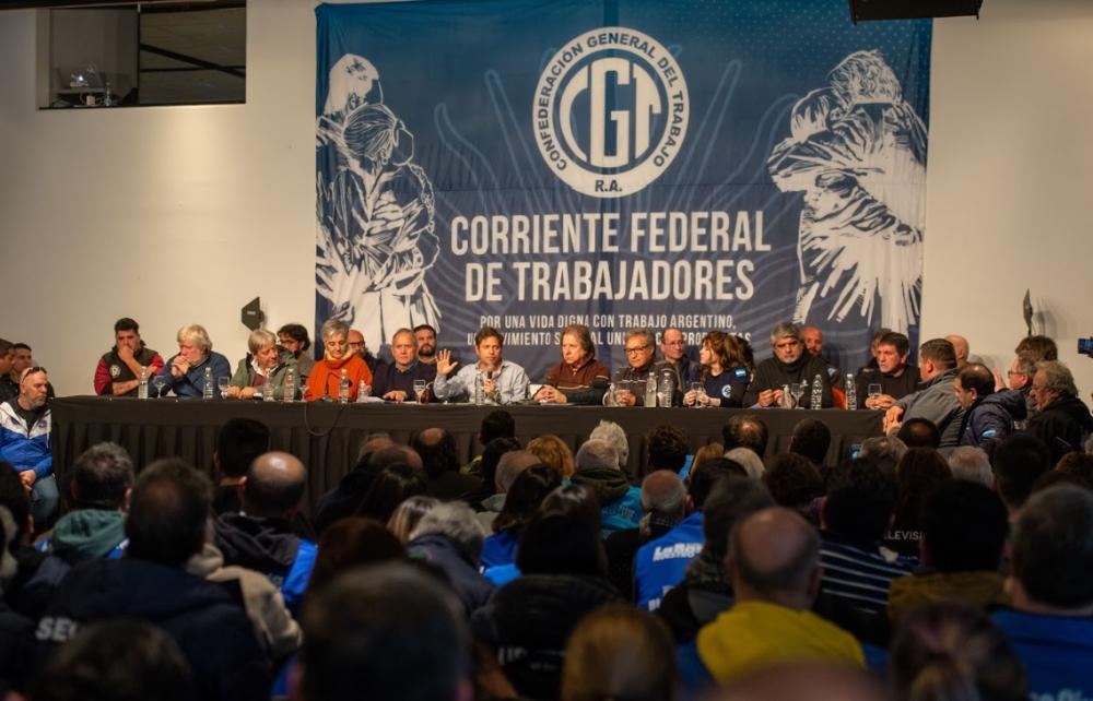 Kicillof participó del cierre del Congreso Nacional de la Corriente Federal de Trabajadores de la CGT