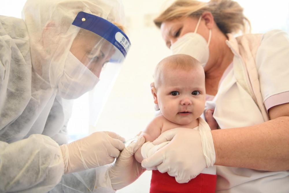 La Provincia enviará los primeros turnos para vacunar a menores desde los 6 meses