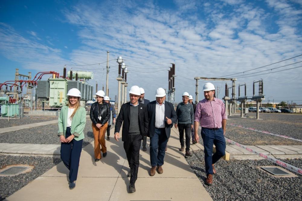El gobernador inauguró las obras de interconexión energética que unen Pehuajó y General Villegas