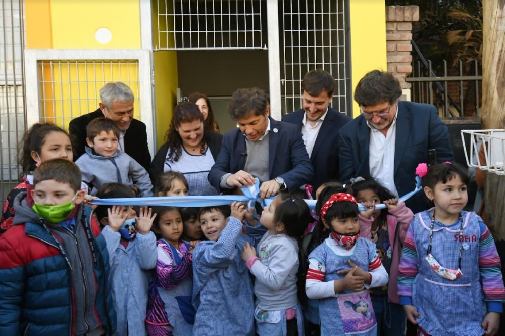 Kicillof inauguró los edificios de dos jardines de infantes en Avellaneda
