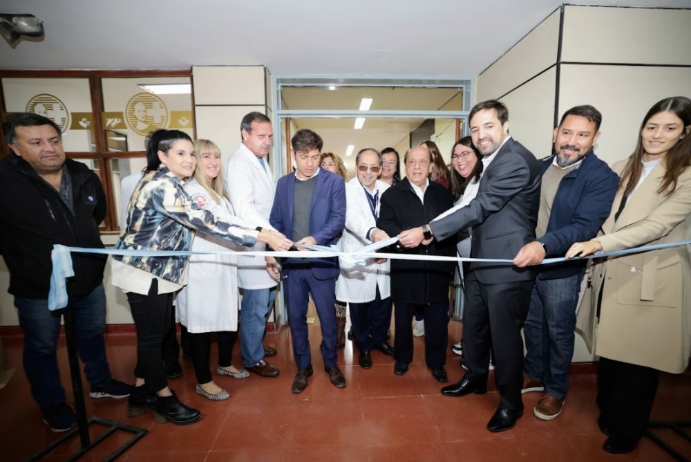 Kicillof recorrió los avances de las obras de remodelación del hospital Evita Pueblo de Berazategui