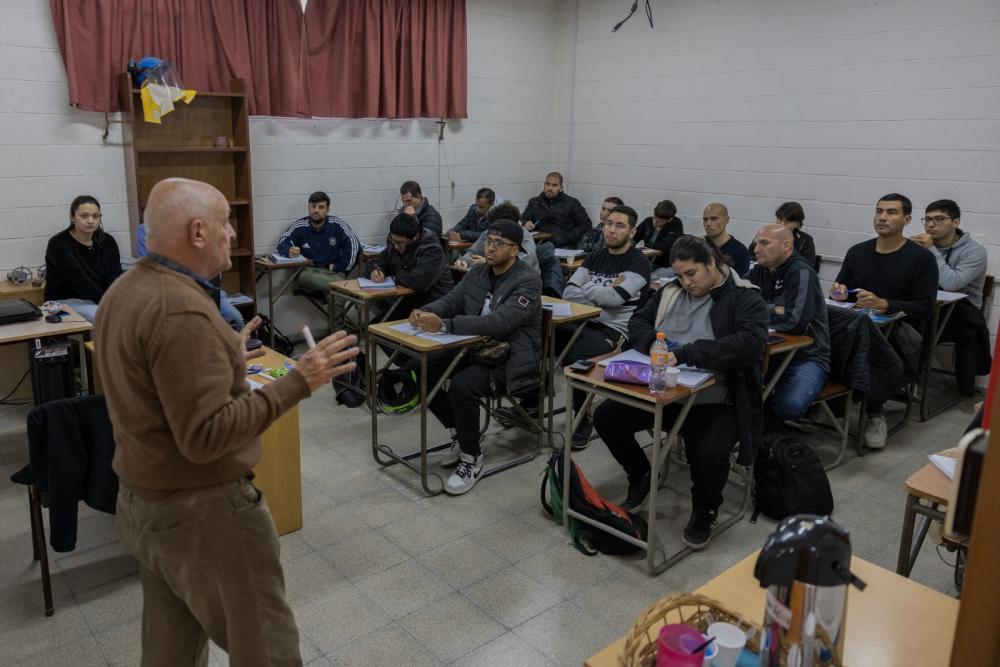 Edelap dio inicio a la tercera edición del año del curso “Electricidad Básica Domiciliaria”