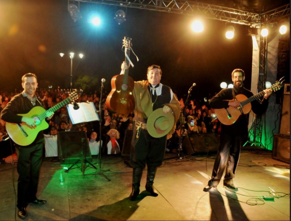 Fiestas imperdibles en Octubre: Gastronomía criolla, premios, conciertos y danzas populares