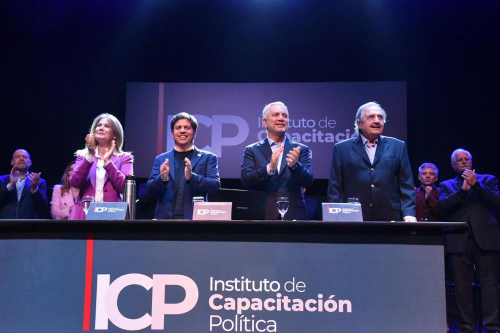 Ante una multitud de jóvenes, Kicillof y Alak abrieron el Curso de Formación Política del ICP