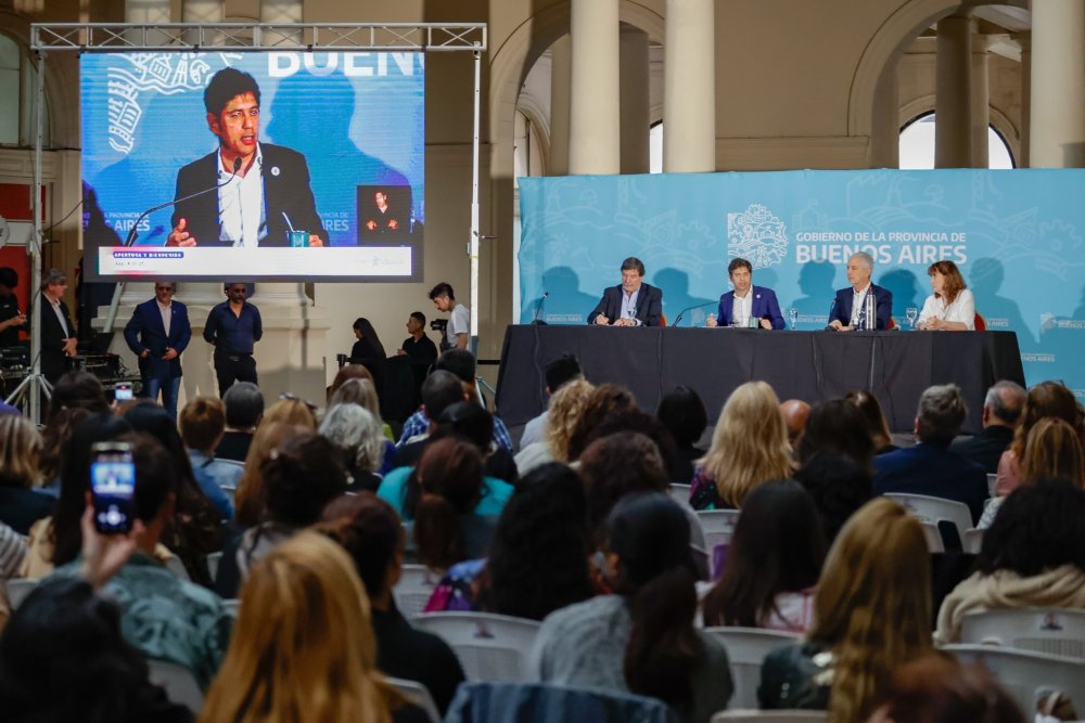 Kicillof y Sileoni encabezaron la apertura del primer Congreso Provincial de Educación Sexual Integral