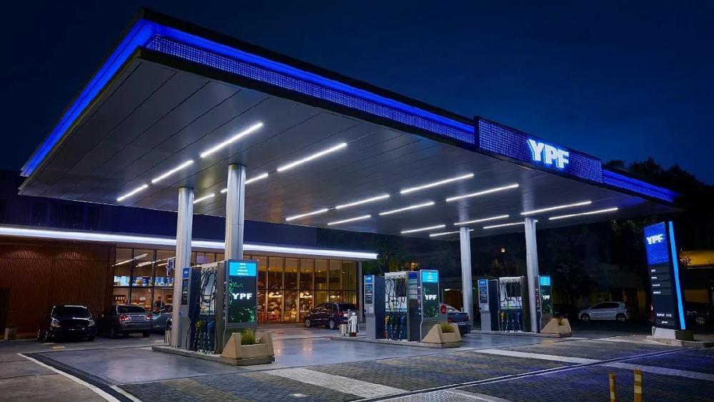 Ya rige la baja en los combustibles de YPF y se espera al resto de las petroleras