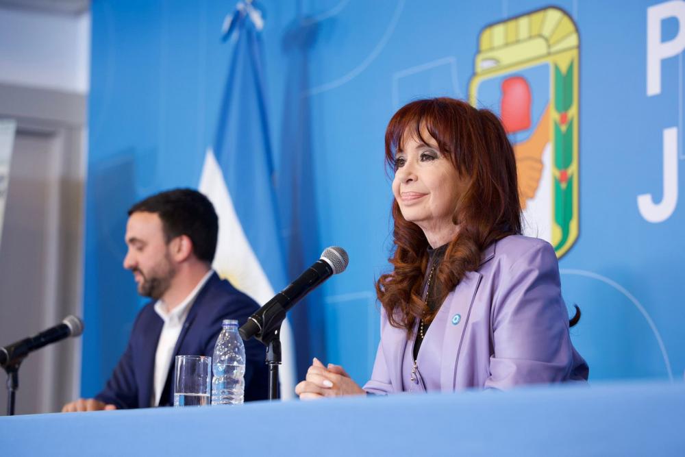 Cristina Kirchner: "Estar presa es un certificado de dignidad"
