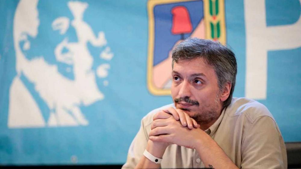 Máximo Kirchner volvió a insinuar posible candidatura y cuestionó la idea de Kicillof de un frente anti Milei