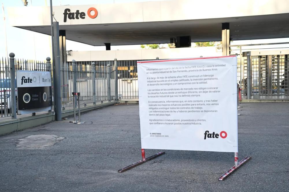Cierra Fate: la fabricante de neumáticos anunció el fin de sus operaciones y el Gobierno suspende despidos Cierra Fate: la fabricante de neumáticos anunció el fin de sus operaciones y el Gobierno suspende despidos