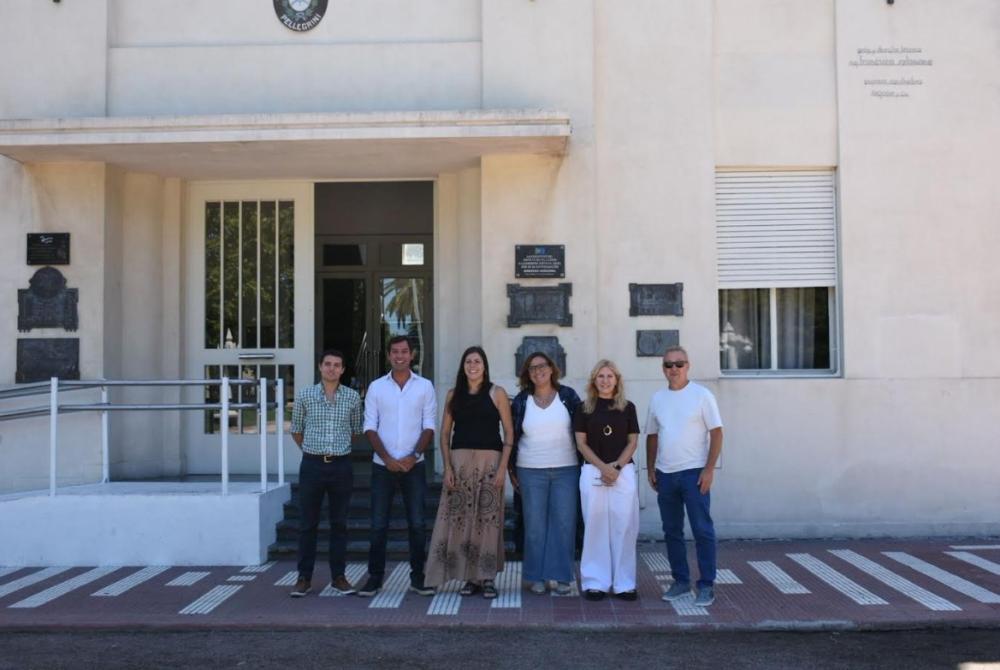 El nuevo bloque de diputados de la UCR recorrió intendencias en la provincia El nuevo bloque de diputados de la UCR recorrió intendencias en la provincia