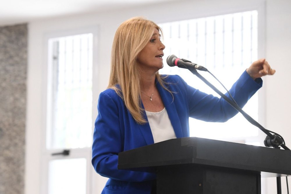 Verónica Magario: “Sin el Estado es imposible sostener a nuestros chicos en las escuelas” Verónica Magario: “Sin el Estado es imposible sostener a nuestros chicos en las escuelas”