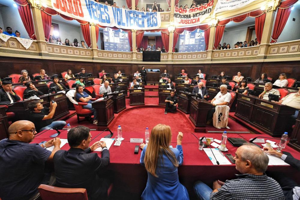 Verónica Magario: “Los argentinos quieren que la democracia les garantice los derechos que necesitan” Verónica Magario: “Los argentinos quieren que la democracia les garantice los derechos que necesitan”