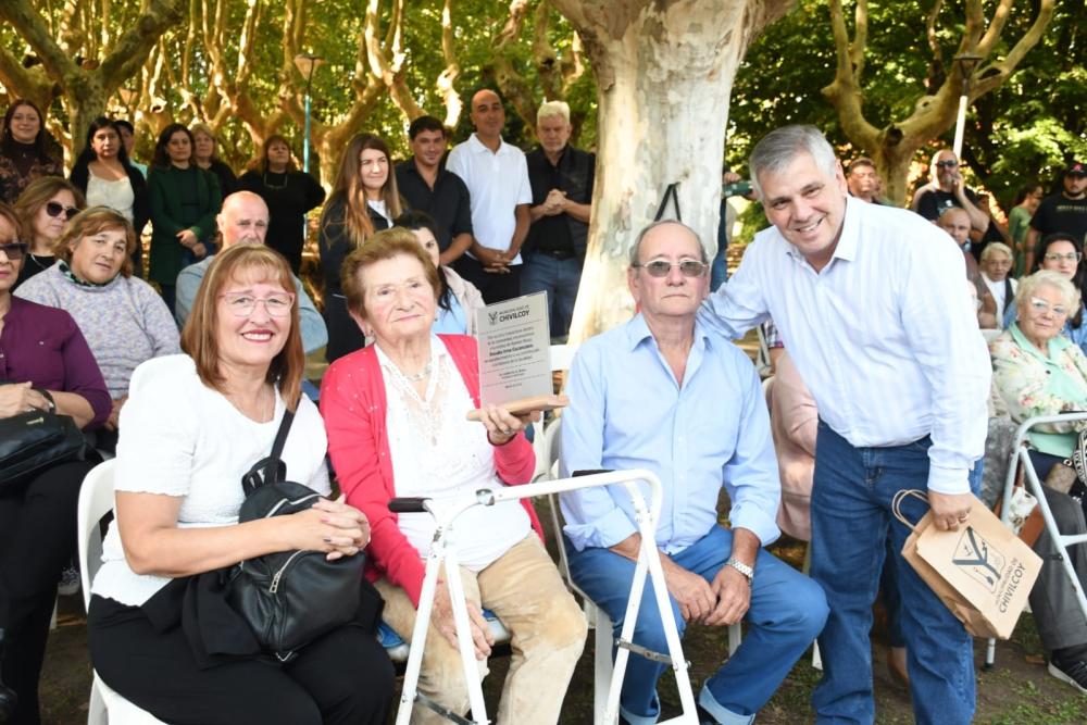 Ramón Biaus celebró su 117° aniversario con un emotivo acto donde Britos destacó la decisión política de invertir en localidades rurales Ramón Biaus celebró su 117° aniversario con un emotivo acto donde Britos destacó la decisión política de invertir en localidades rurales