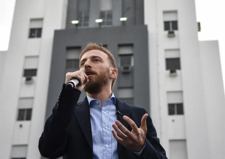 Federico Otermín: “En el PJ vamos a empezar a discutir sobre las PASO en la provincia” Federico Otermín: “En el PJ vamos a empezar a discutir sobre las PASO en la provincia”