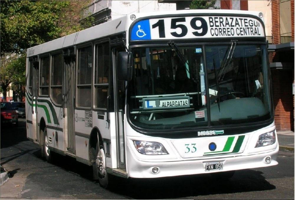 Colectivos del AMBA reducen frecuencias por el aumento del gasoil y la falta de actualización de costos Colectivos del AMBA reducen frecuencias por el aumento del gasoil y la falta de actualización de costos