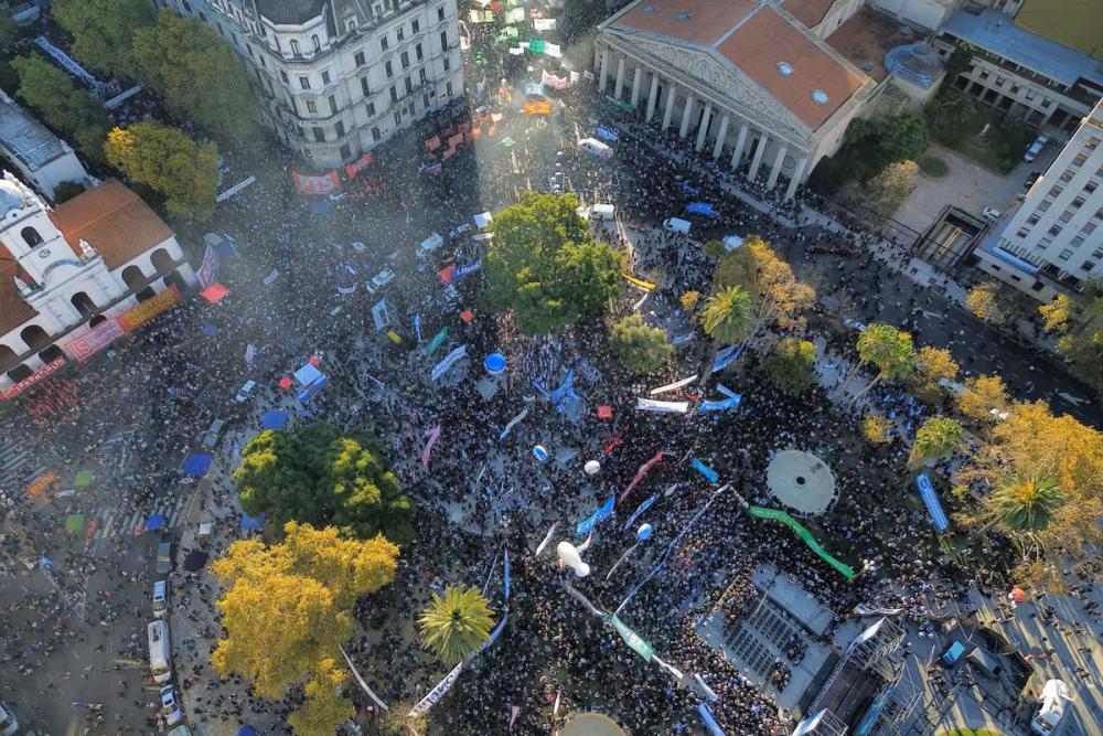 El Gobierno desmiente desfinanciamiento y tilda la protesta de opositora El Gobierno desmiente desfinanciamiento y tilda la protesta de opositora