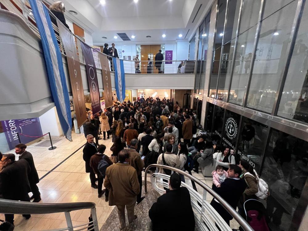 Triunfo arrollador del oficialismo en las elecciones del CALP Triunfo arrollador del oficialismo en las elecciones del CALP
