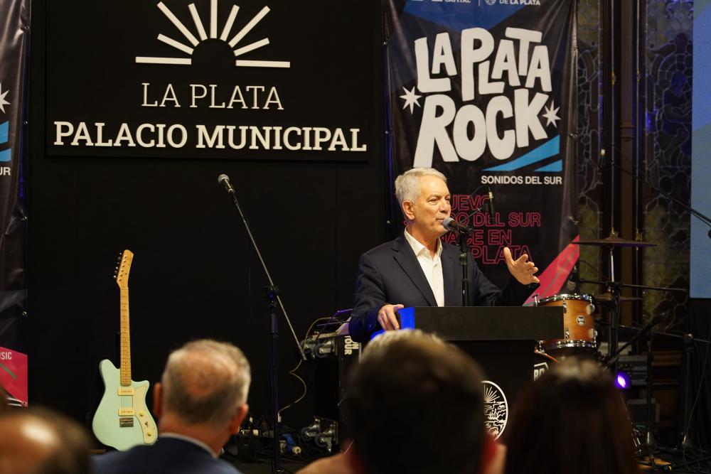 Alak presentó La Plata Rock, un programa para impulsar a las nuevas generaciones del rock platense Alak presentó La Plata Rock, un programa para impulsar a las nuevas generaciones del rock platense