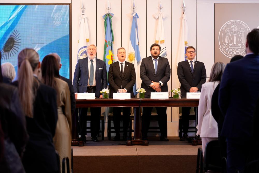 Asumieron las nuevas autoridades del Colegio de Escribanos de la Provincia de Buenos Aires Asumieron las nuevas autoridades del Colegio de Escribanos de la Provincia de Buenos Aires