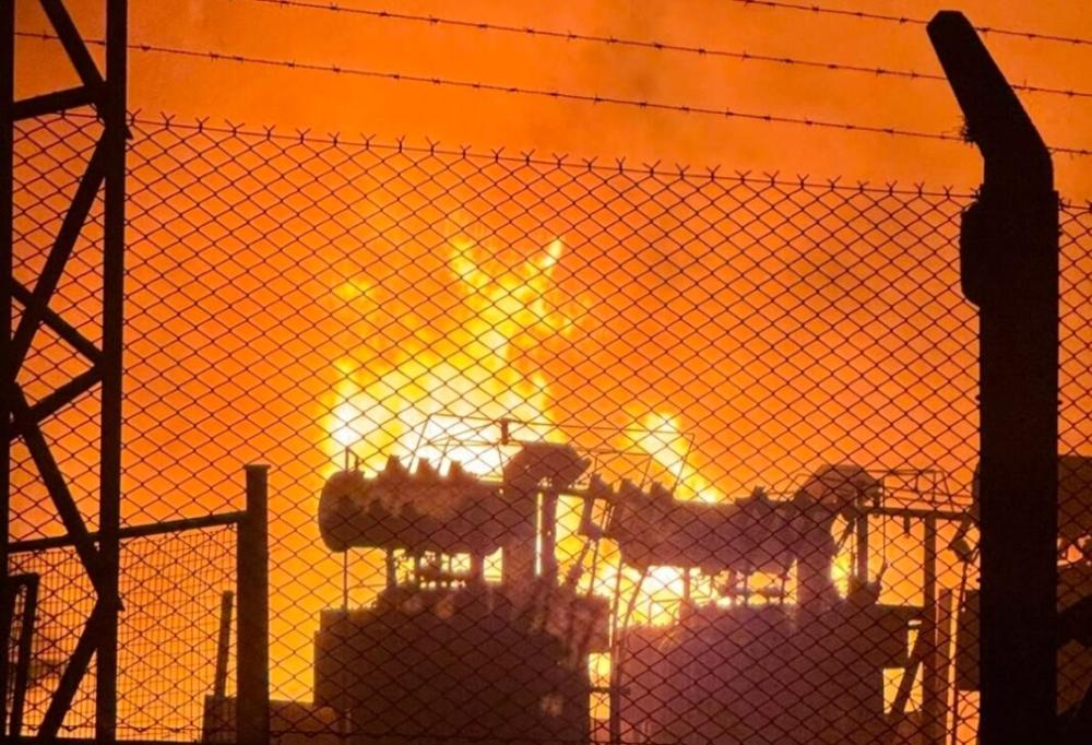 Tras el incendio en Tolosa, EDELAP avanza en la normalización del servicio eléctrico Tras el incendio en Tolosa, EDELAP avanza en la normalización del servicio eléctrico