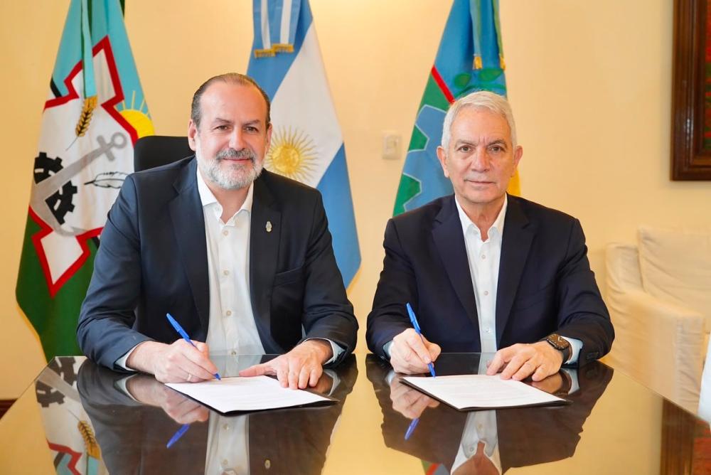 Alak y Susbielles impulsan una agenda enfocada en planificación urbana, ordenamiento territorial y desarrollo productivo Alak y Susbielles impulsan una agenda enfocada en planificación urbana, ordenamiento territorial y desarrollo productivo