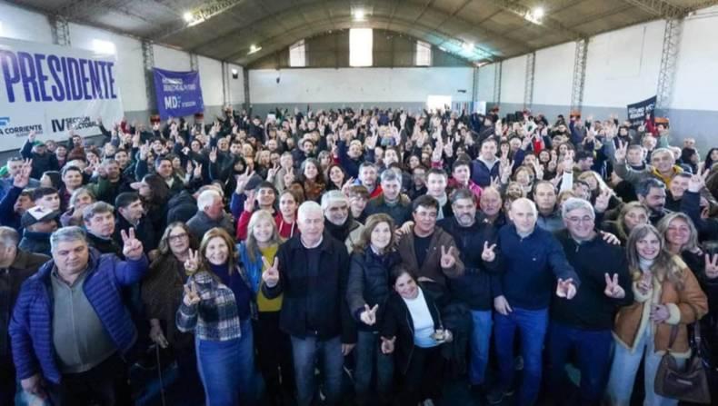 El kicillofismo arranca el armado territorial en la Cuarta Sección con un llamado a la unidad de cara a 2027 El kicillofismo arranca el armado territorial en la Cuarta Sección con un llamado a la unidad de cara a 2027