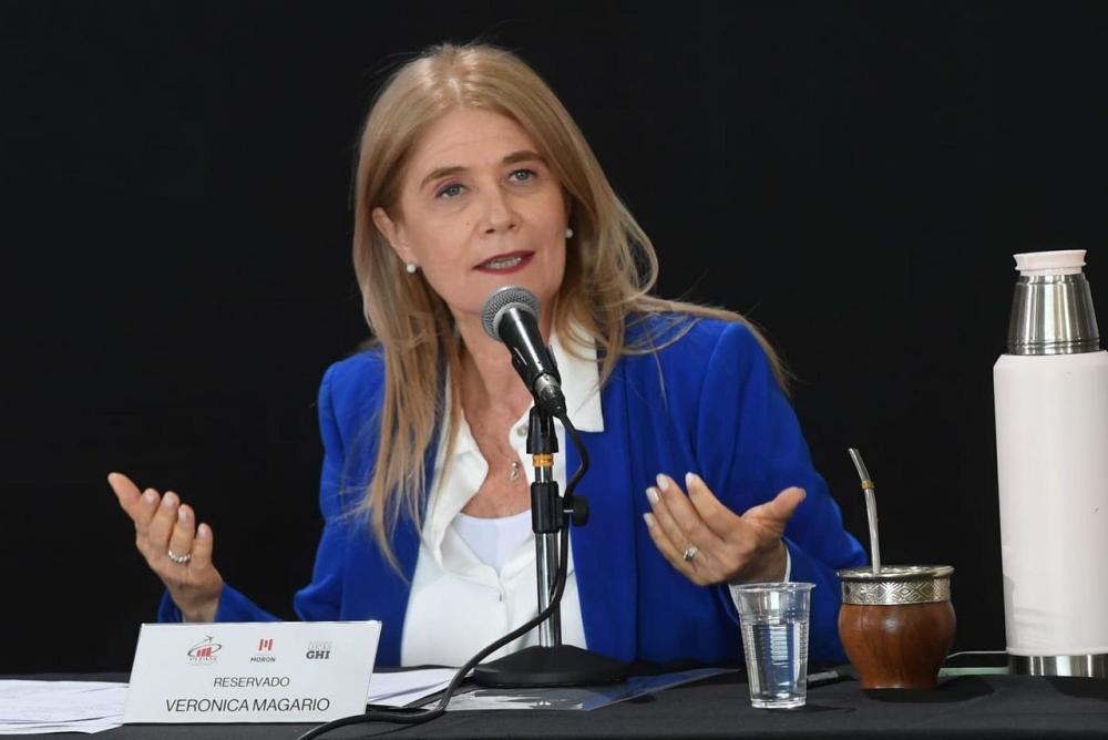 Verónica Magario: "Este gobierno vino a destruir el trabajo y la industria" Verónica Magario: "Este gobierno vino a destruir el trabajo y la industria"