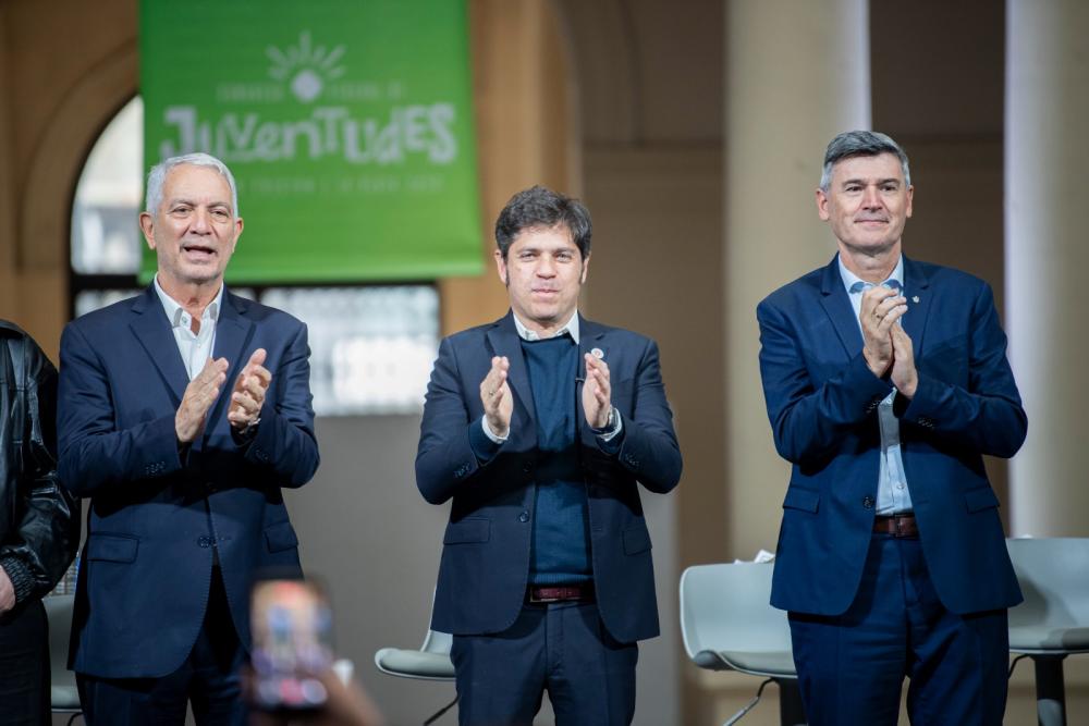 Alak, Kicillof y Passerini cerraron el Congreso Federal e Internacional de Juventudes en La Plata Alak, Kicillof y Passerini cerraron el Congreso Federal e Internacional de Juventudes en La Plata