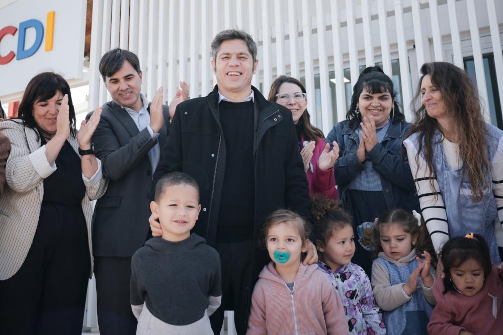 Kicillof inauguró un Centro de Desarrollo Infantil y entregó viviendas que habían sido paralizadas por el Gobierno nacional Kicillof inauguró un Centro de Desarrollo Infantil y entregó viviendas que habían sido paralizadas por el Gobierno nacional