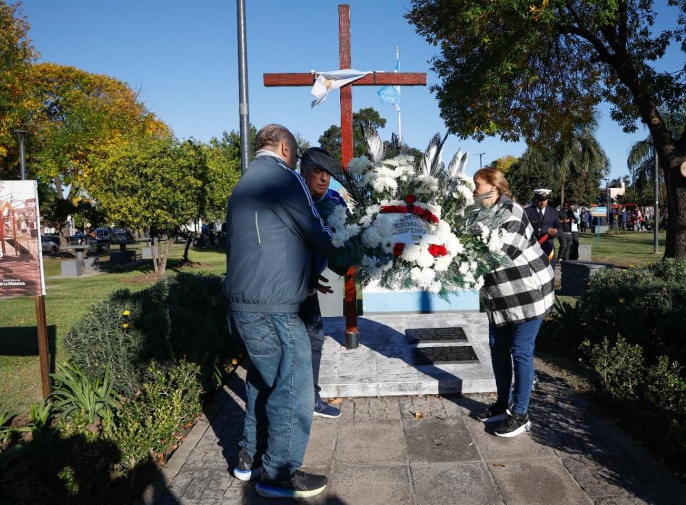 La Matanza conmemoró los 42 años del hundimiento del Crucero A.R.A. General Belgrano